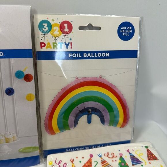 D29   Party Decorations- 7 piece Rainbow party decor - balloons, napkins, garlan - Picture 2 of 5